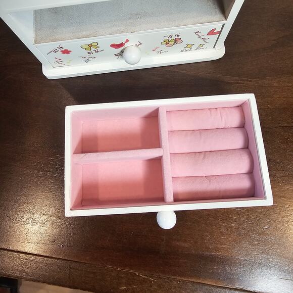 Aristocrats Marie Music Jewerly Box - Picture 7 of 9